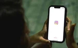Accesso ad Instagram da smartphone | Postpickr